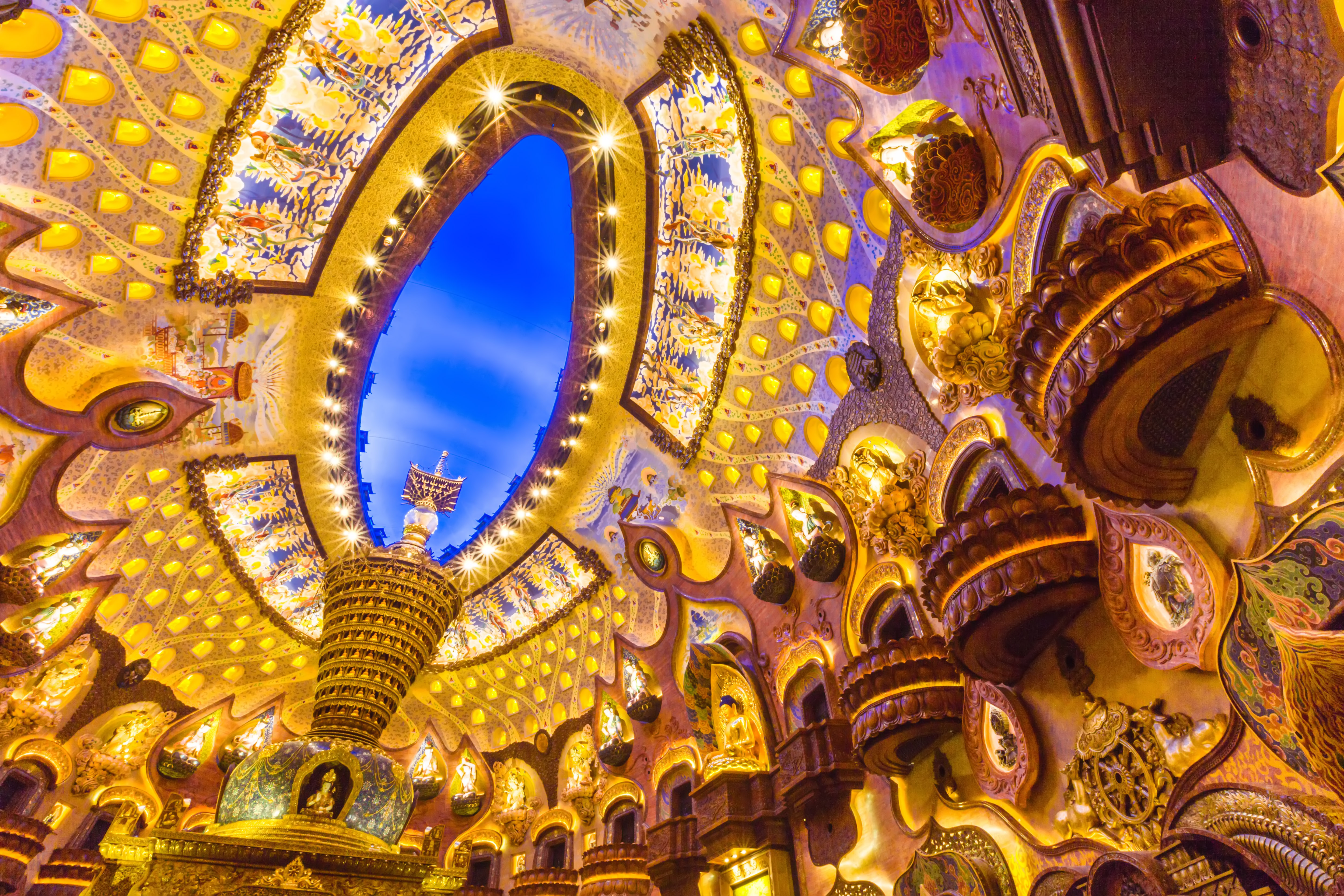 释迦牟尼佛的头盖骨,释迦牟尼25岁等身像之谜