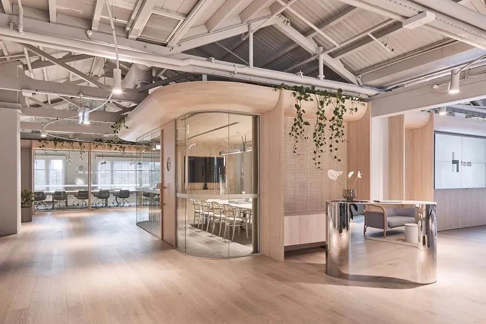 办公室装修32款极简前台,办公室装修前台背景墙怎么选