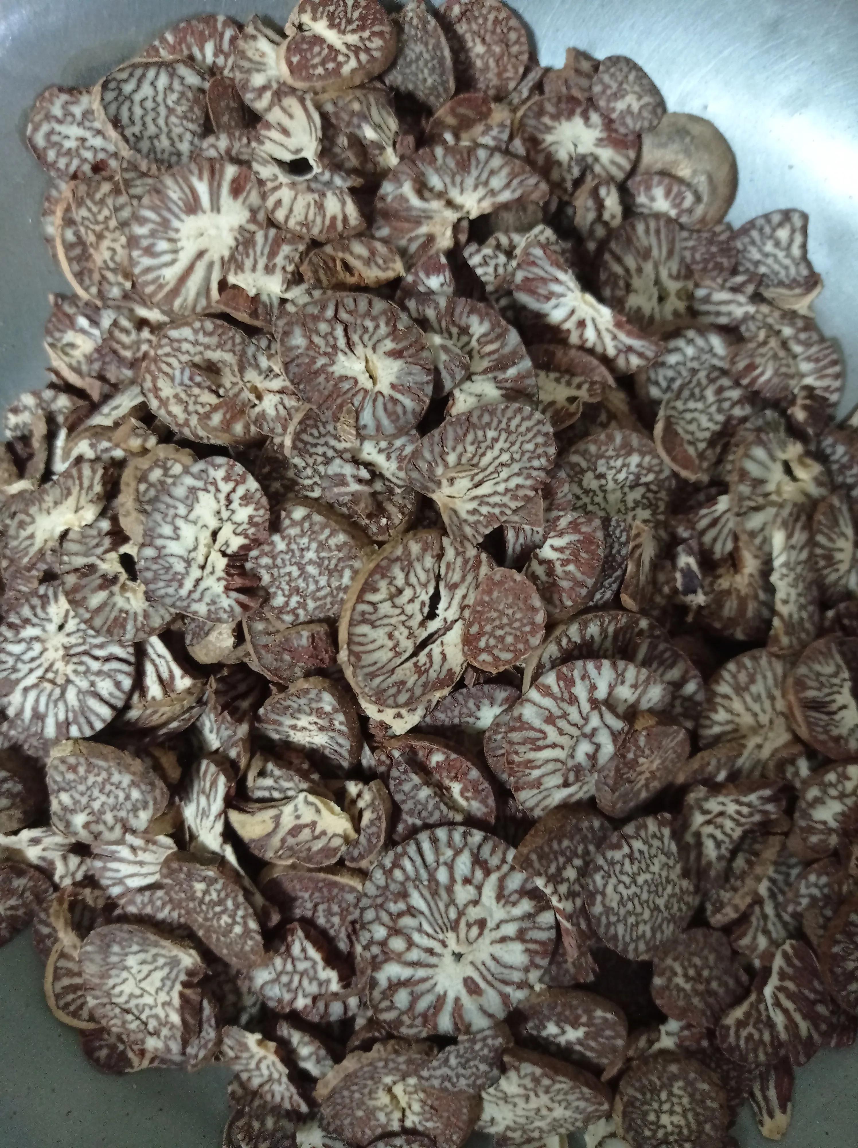 嚼槟榔致癌为什么还有人嚼槟榔,嚼槟榔致癌还是槟榔致癌