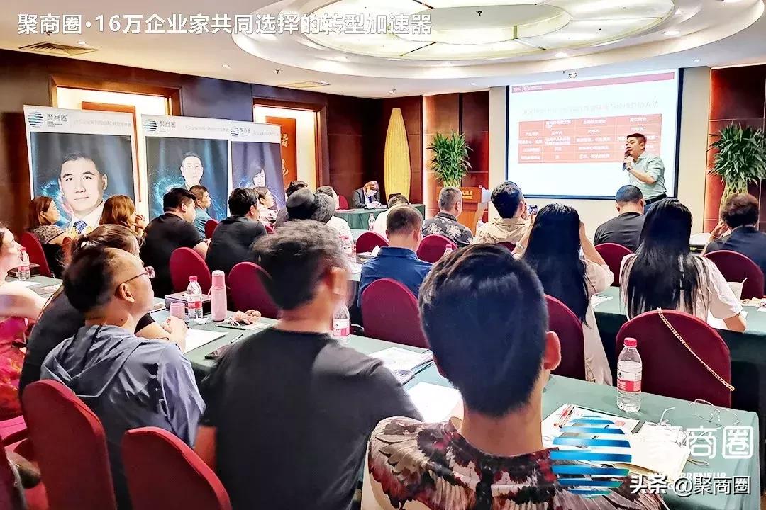 瑞幸咖啡买一送一方案,瑞幸咖啡买四赠三怎么买划算