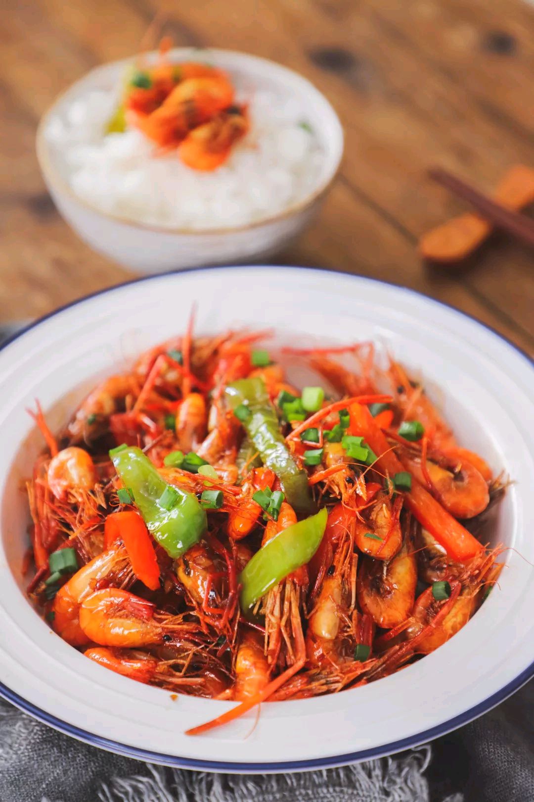 油爆虾的正确做法,油爆虾做法喜欢的朋友不要错过