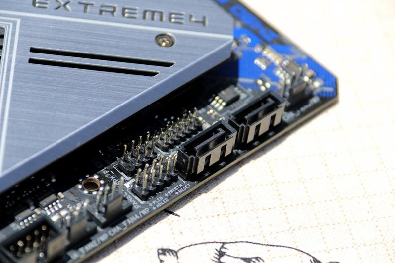 华擎z490极限玩家4pcie,华擎z490深度评测