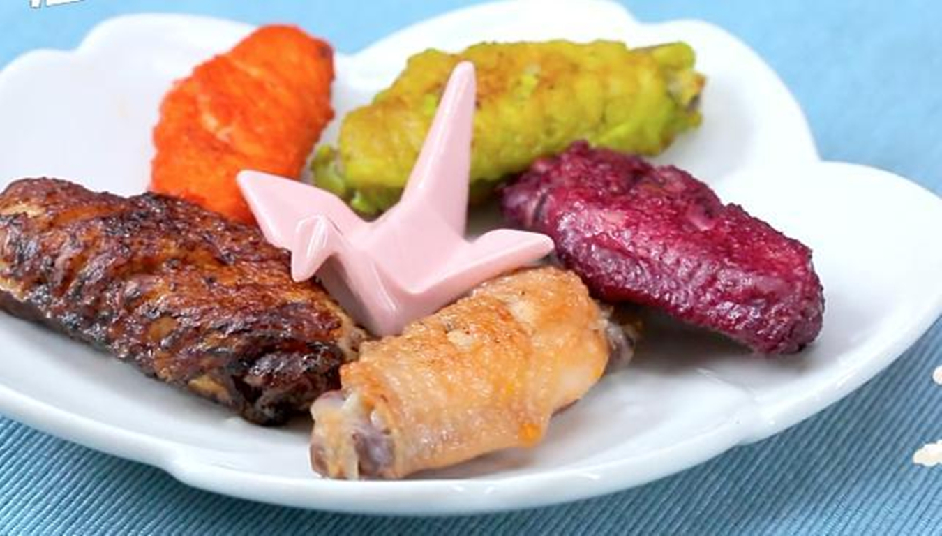 愚人节恶搞食物大全,愚人节吃美食搞笑视频