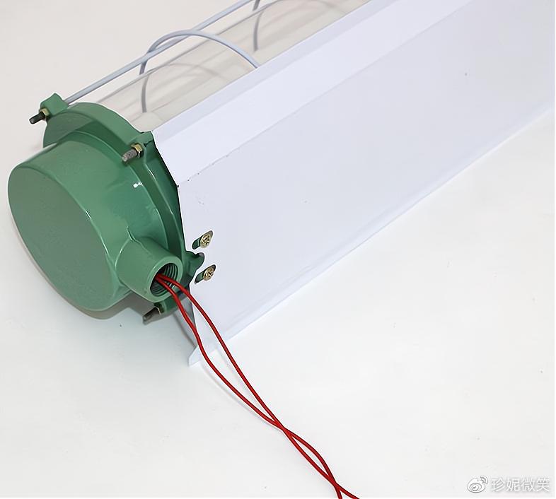 安全升级，防尘防潮，压铸铝防爆LED灯