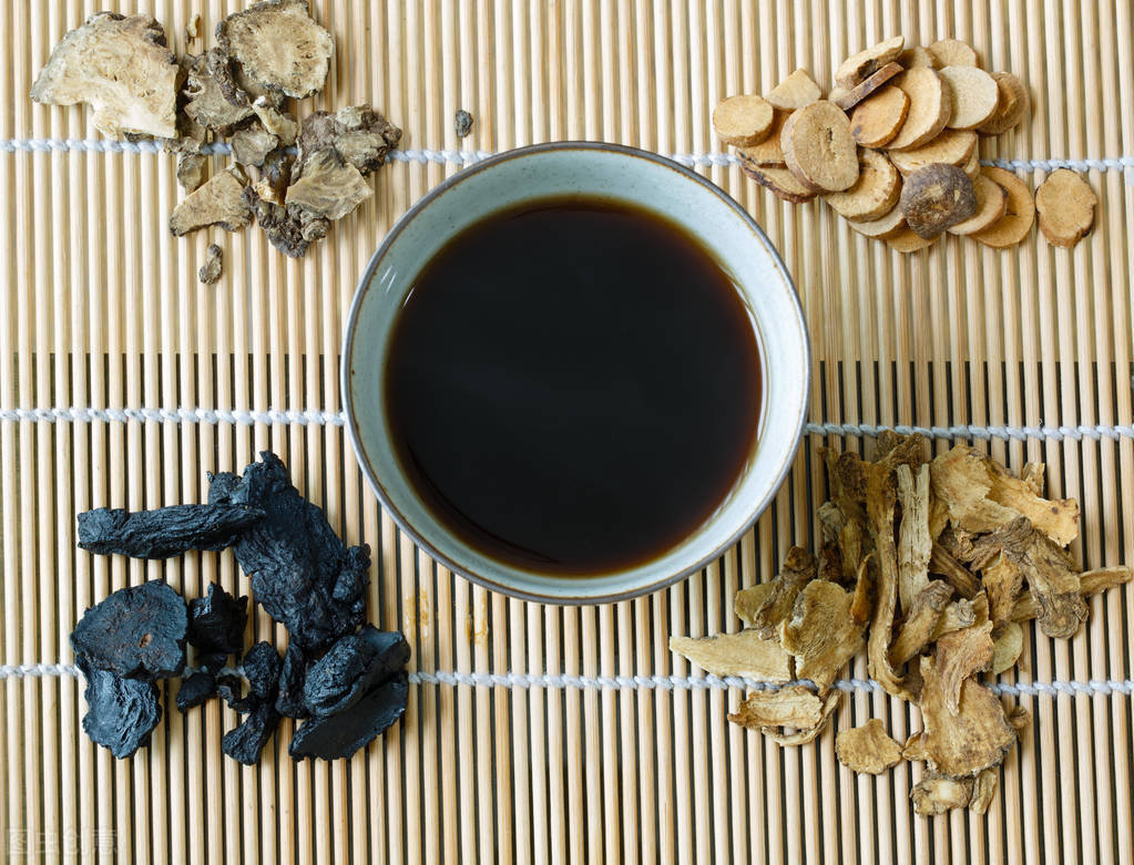 哪种四物汤能调理气血虚月经不调,四物汤治疗女人血虚