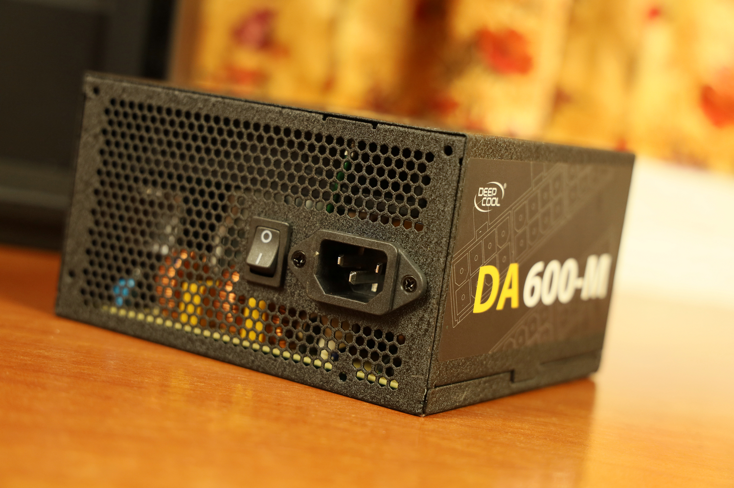 九州风神玄冰50机箱装机体验,九州风神460机箱