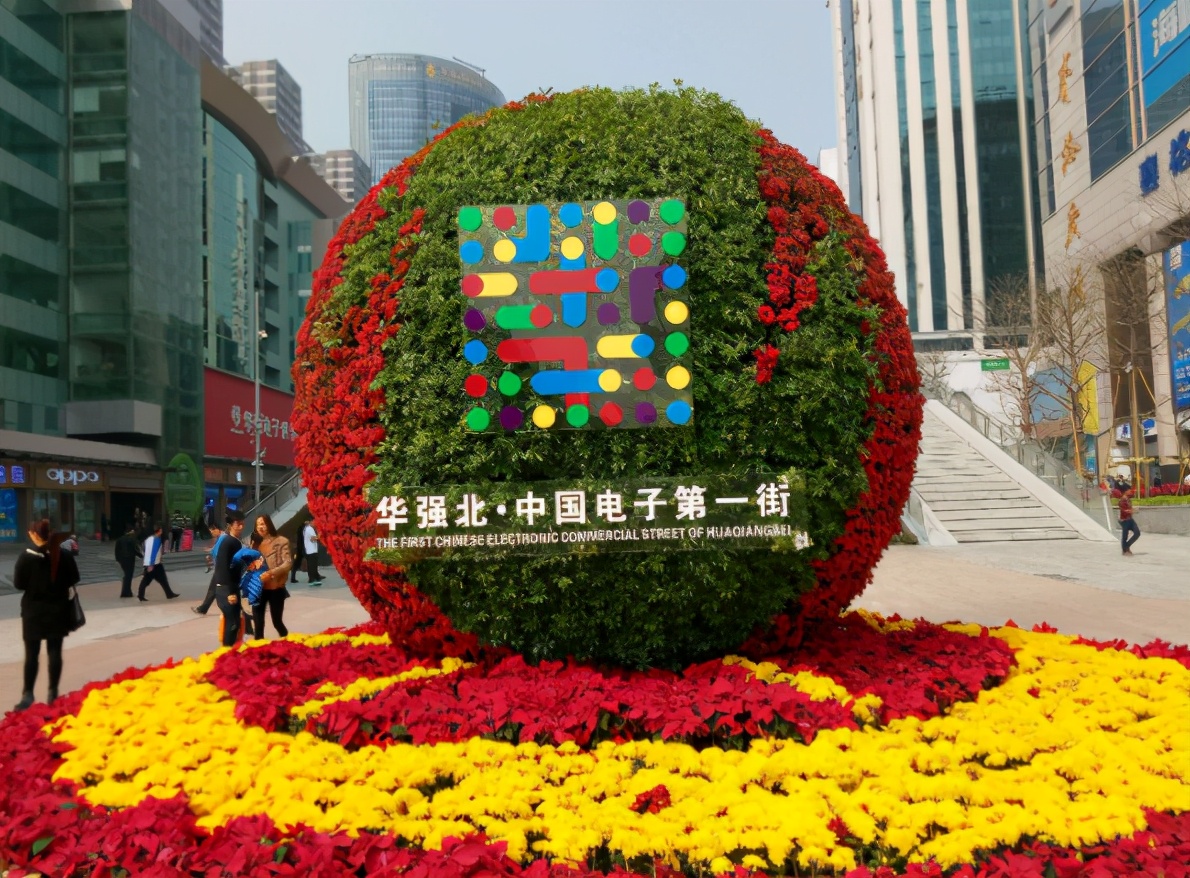 无数男人向往的华强北电子街，怎么变成了“女人的天堂”？