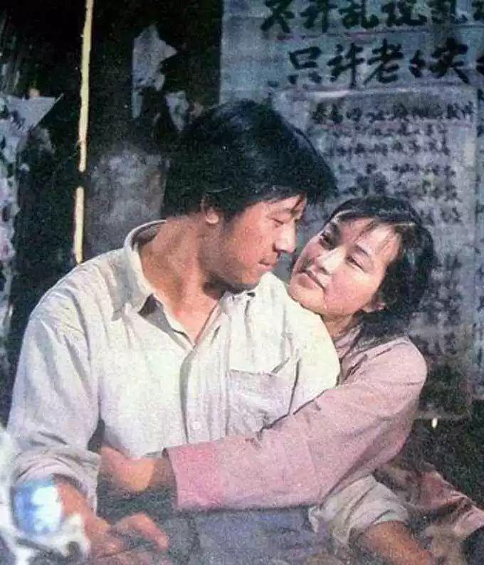 刘晓庆和姜文几年婚姻,姜文当年为刘晓庆筹钱