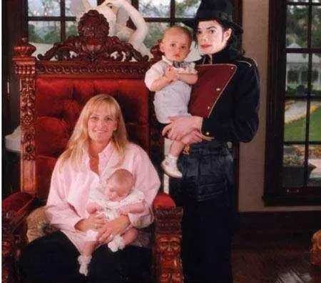 迈克尔杰克逊三子女现状,大儿子已得遗传病,为何三子女都没黑人