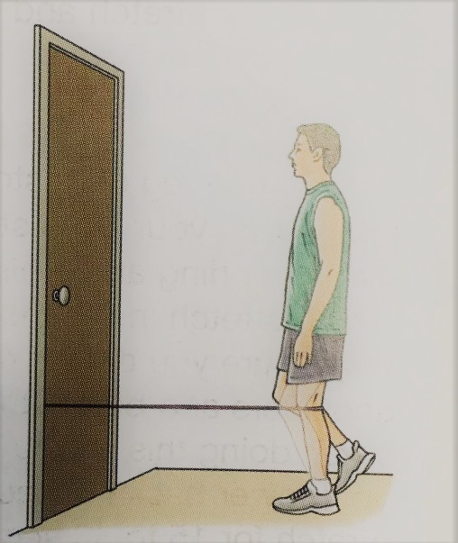 跑跳时膝盖不舒服,跑跳时膝盖内侧疼痛