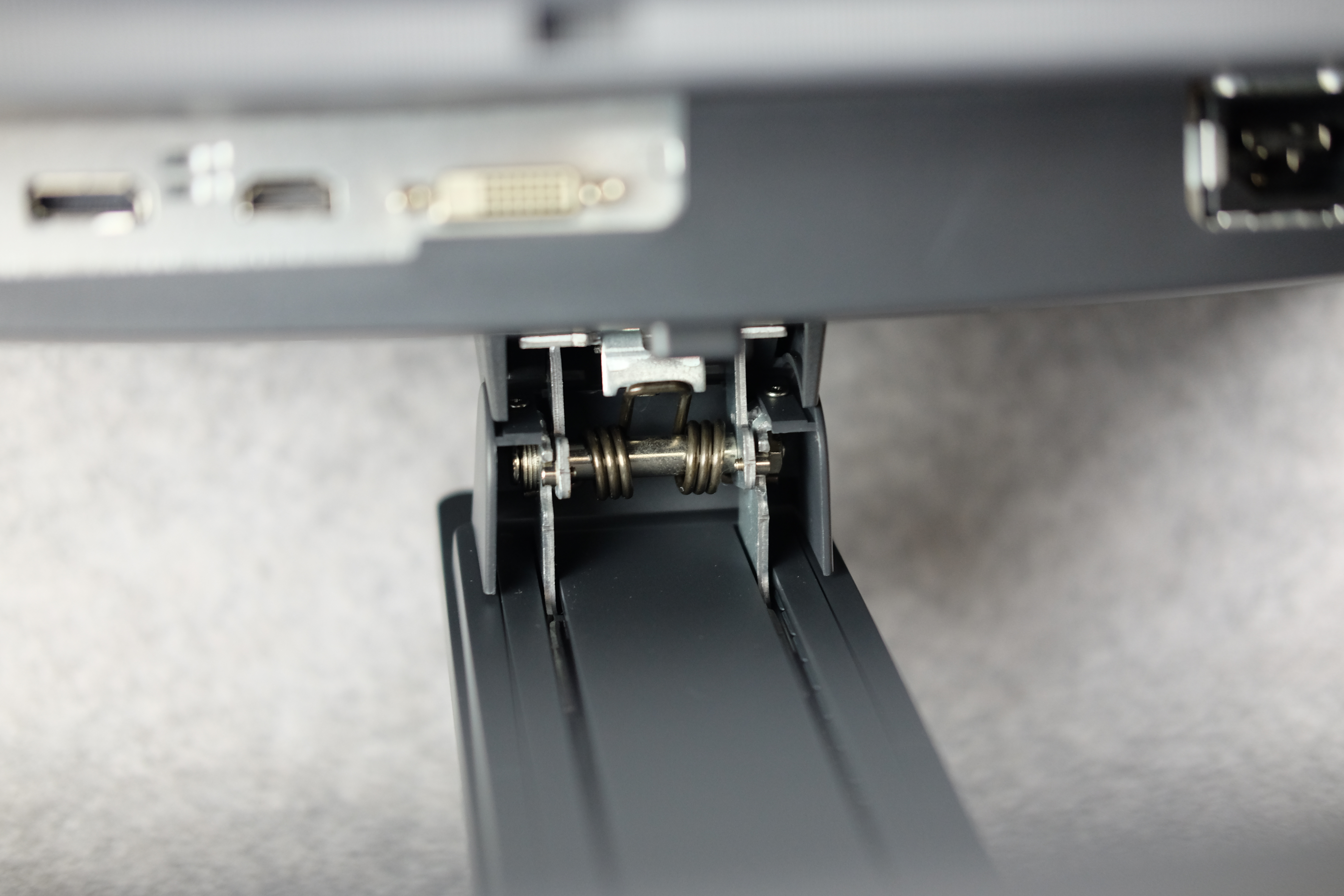 明基SW240专业显示器,明基sw240专业摄影绘图色准显示器