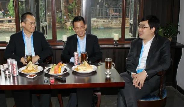 支付宝变蓝、张朝阳自省：危机不可怕，没有危机意识才可怕