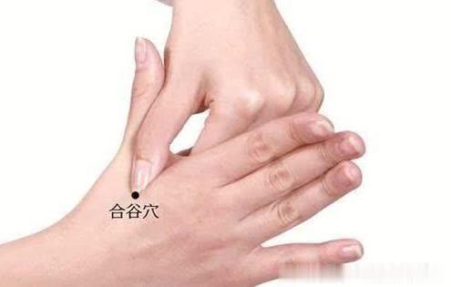 按三阴交穴位要注意什么,能延缓女人衰老的穴位三阴交穴