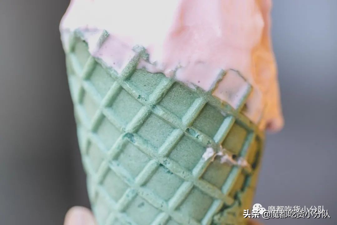 港式鸳鸯奶茶星巴克,星巴克的甜品推荐是什么样的呢