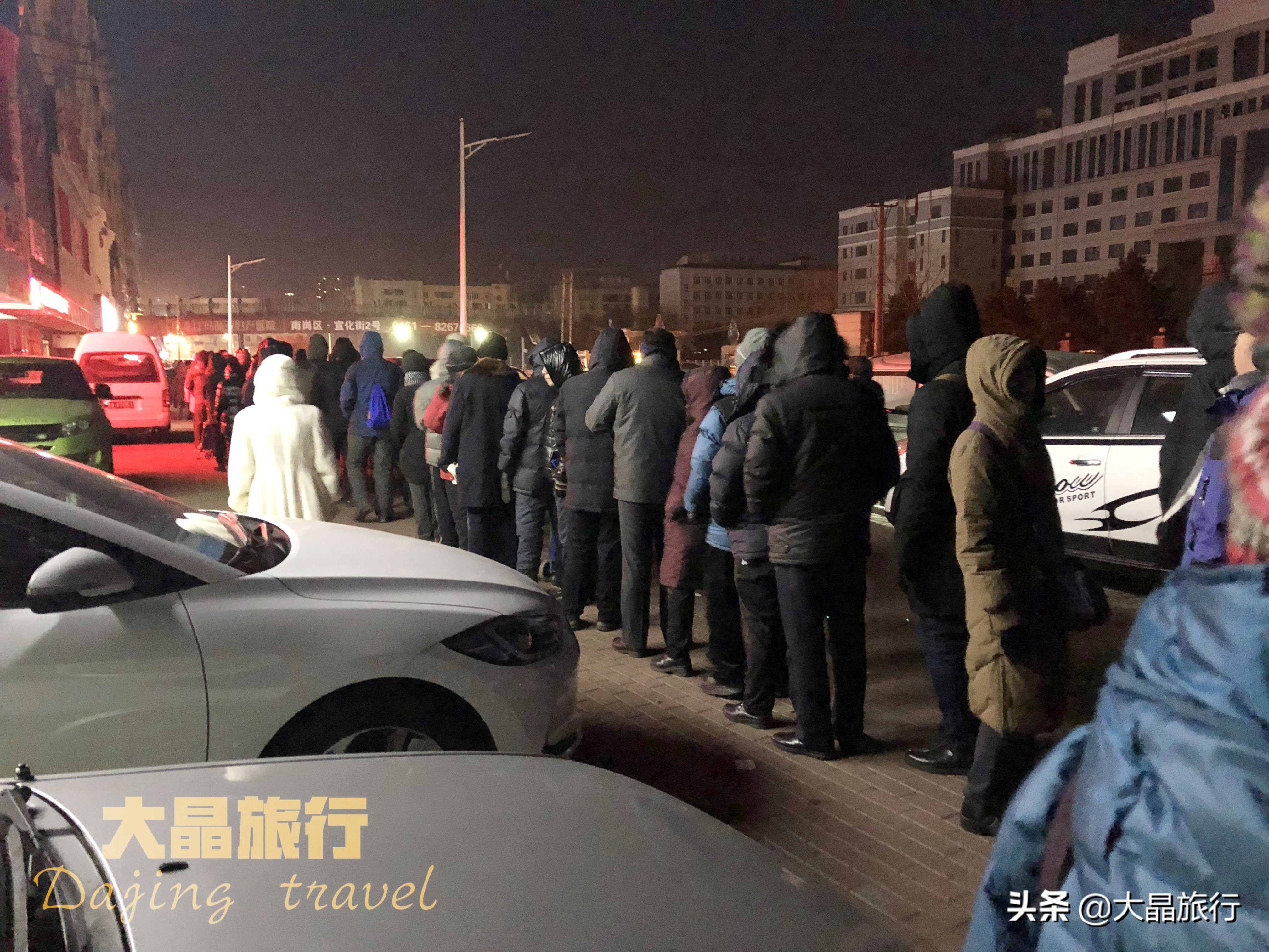 排队哈尔滨红肠,哈尔滨肉联红肠排队