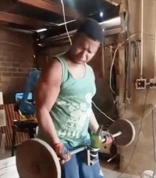 英国首相得新冠是真的吗,英国首相新冠反应