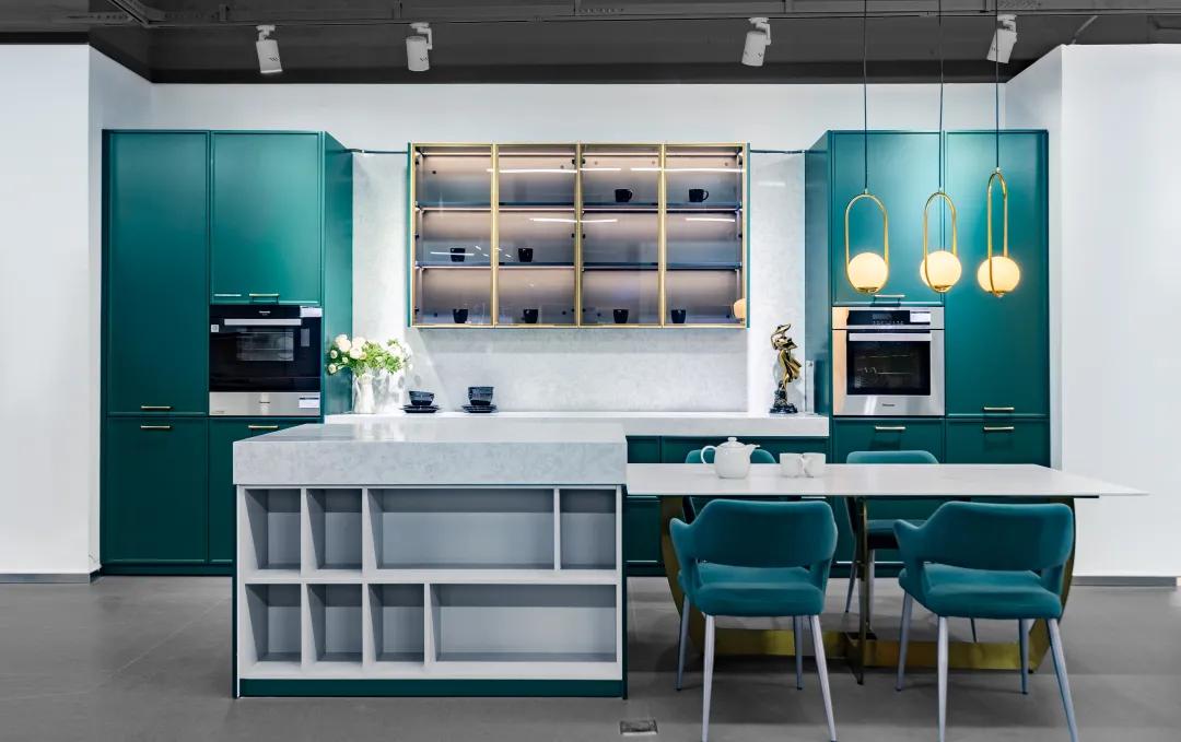 人物记|力诚“赖叔叔”一个人の江湖，以及他坚持的“好货不贵”