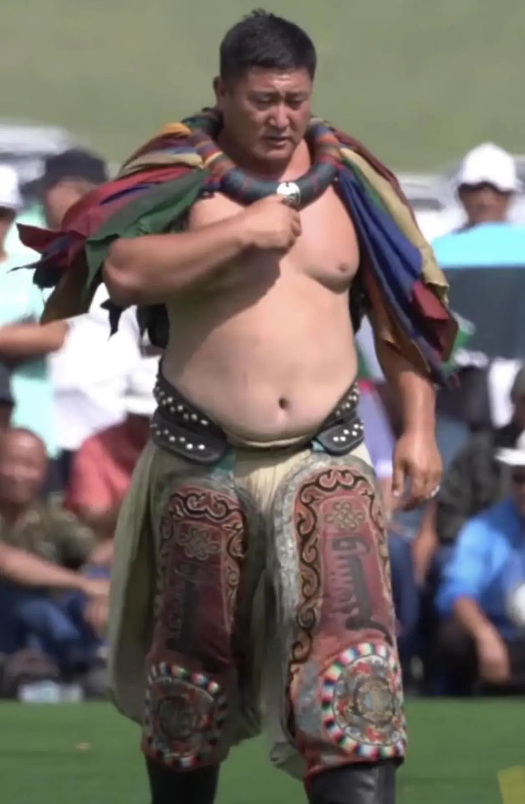 怎么练习八块腹肌和人鱼线,八块腹肌人鱼线怎么练