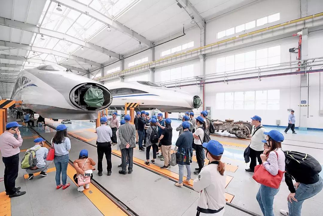 啥？港澳的校长们组团来高铁梦工厂取经