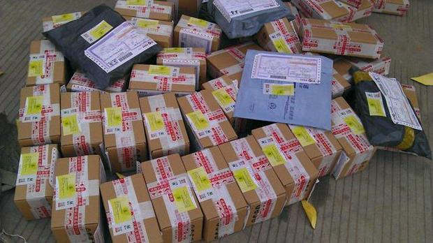 为什么拼多多东西包邮淘宝不包邮,为啥淘宝拼多多东西价格不一样