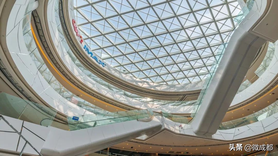 逛街新去处,成都最旺商业街现在哪里