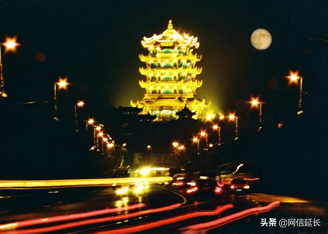 月圆灯明百病清,今夕元宵