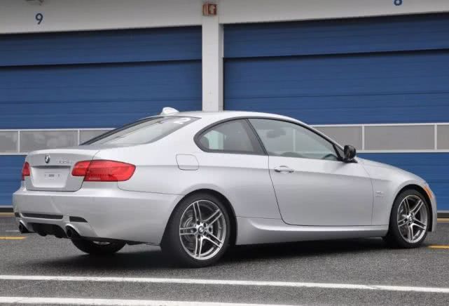 斯巴鲁brz和高尔夫,brz和高尔夫