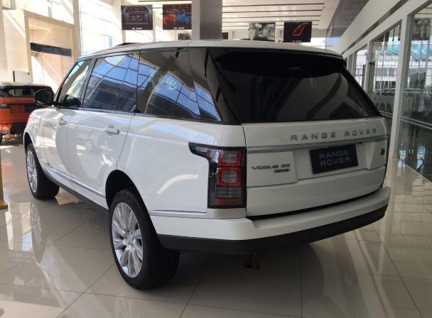 男子买路虎交定金,男子买车交完订金后发现买不起