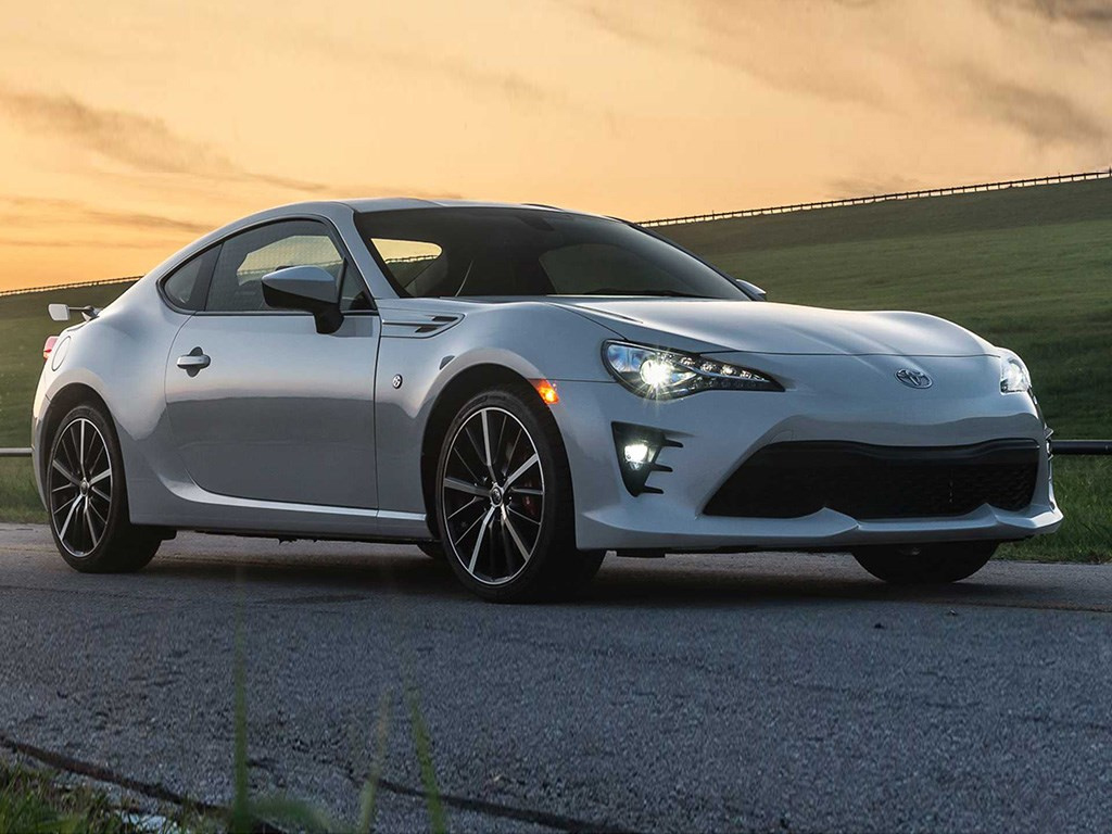 最新款宝马4座硬顶敞篷车报价,十万左右的宝马四座硬顶敞篷车