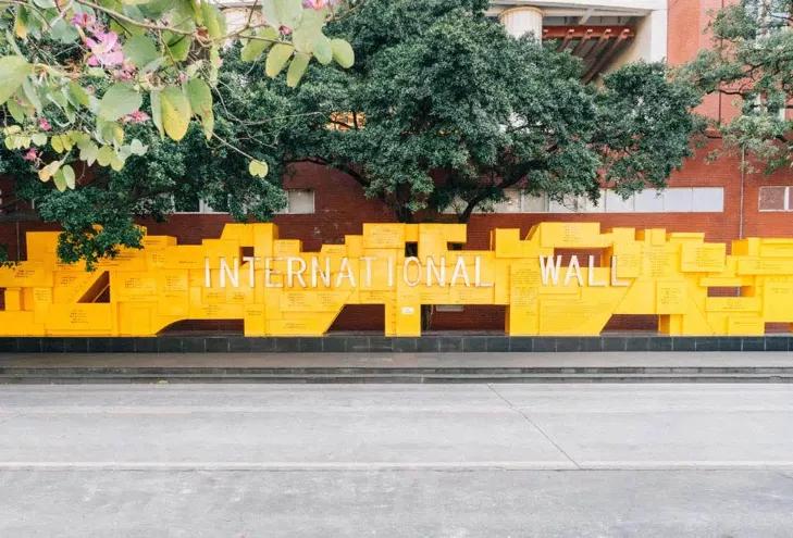 广东211大学名单暨南大学,港澳台暨南大学本科录取分数