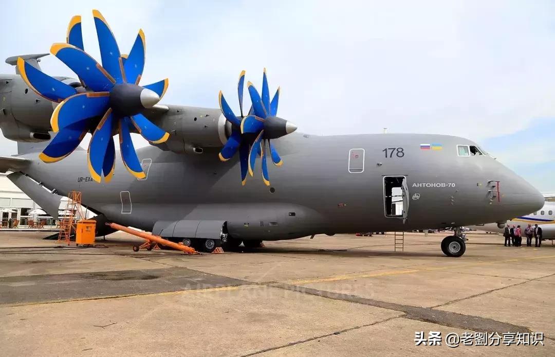 单螺旋桨飞机的飞行原理,飞机飞行主要应用的科学原理是