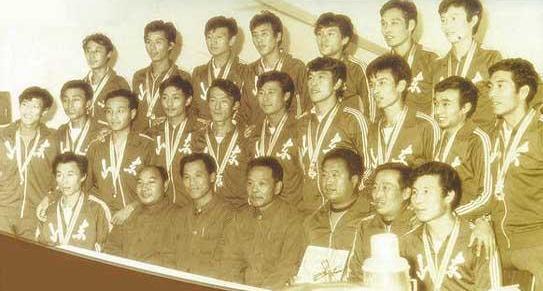 陕西足球往事（4）四运会名帅云集，陕西队淘汰全国冠军