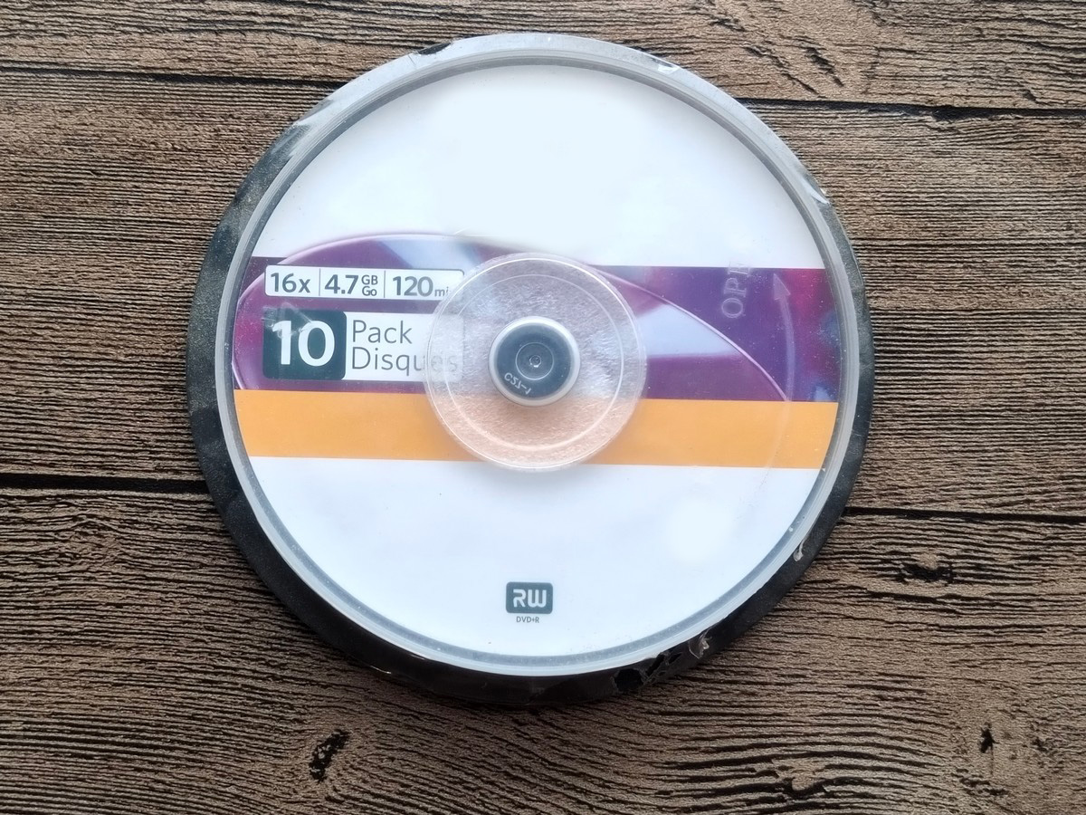 奥睿科外置光驱怎么放刻录盘,奥睿科三合一优盘解析