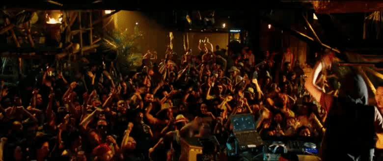 5年11部电影，7部烂片，除耍帅和面瘫外，吴亦凡演了个寂寞