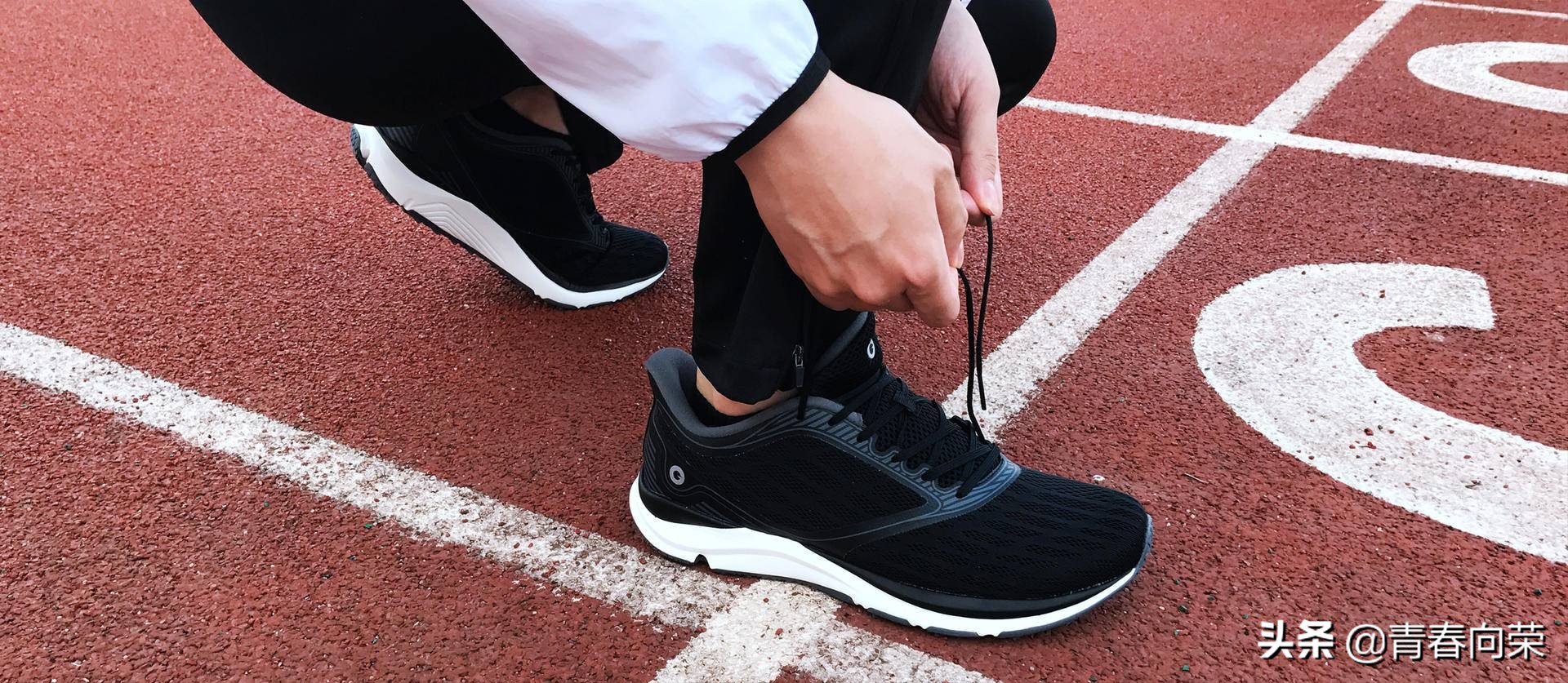 跑步鞋推荐减震回弹,国产缓震型跑步鞋推荐