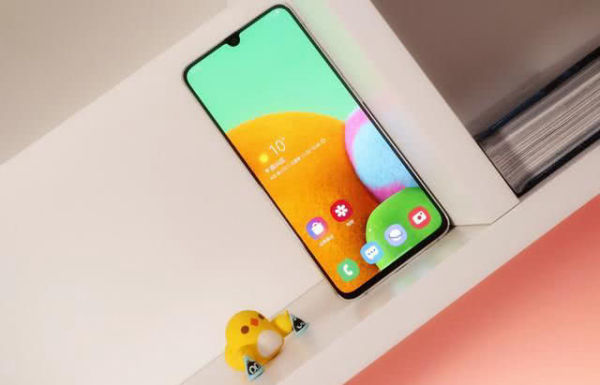 三星5g概念机7.2英寸大屏5600mah,三星5g手机8+256