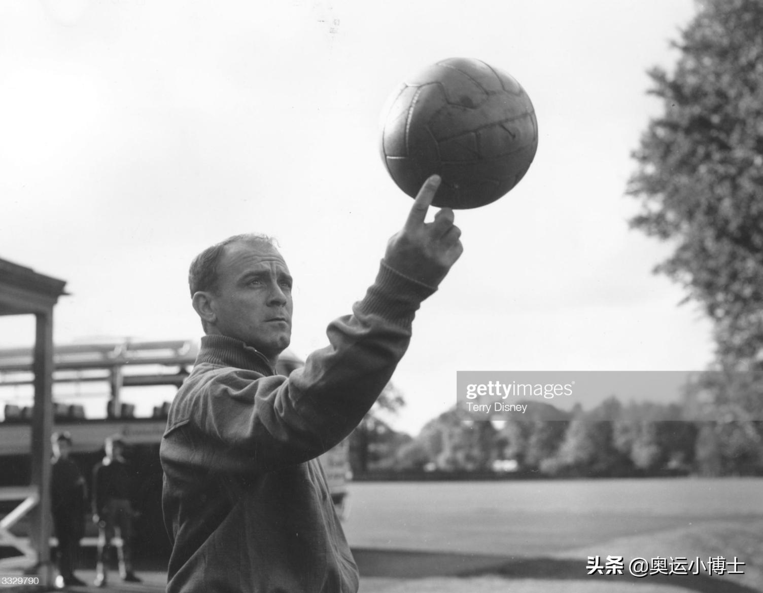 利昂内尔安德烈梅西库西蒂尼,2013年金球奖梅西数据