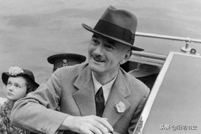 1937年，诡计刺杀蒋介石的汉奸集团，败给了秘密警察的“*男美**计”