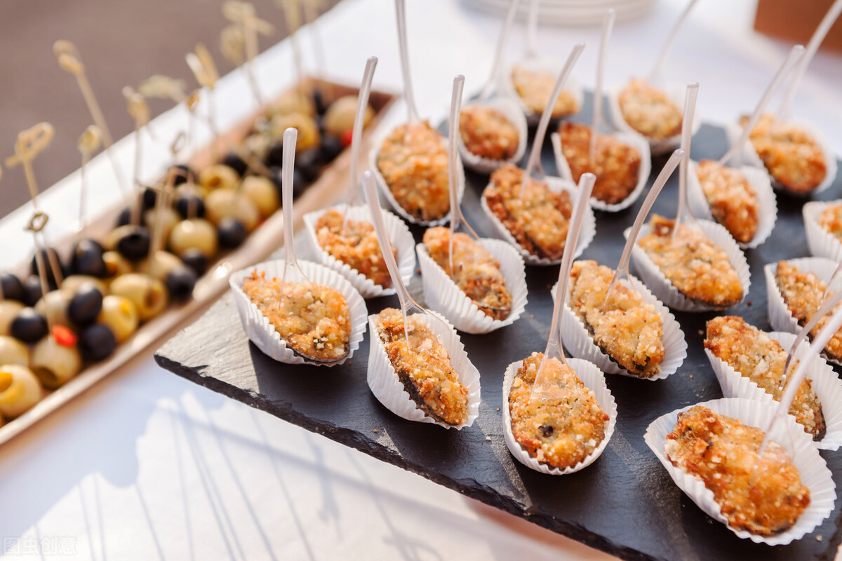 开一家炸鸡汉堡店需要多少钱,无餐饮经验如何做餐饮