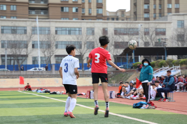 枣庄十五中北校篮球比赛,枣庄市十五中学东校足球比赛