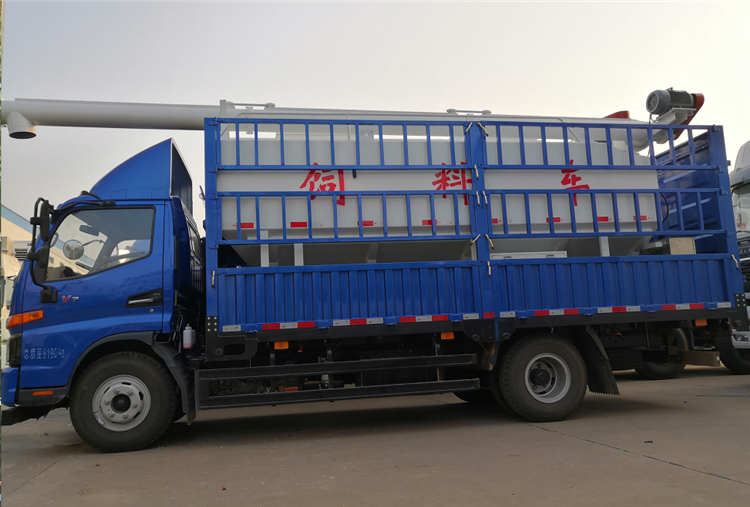 求购散装饲料运输车,二手大吨位饲料运输车