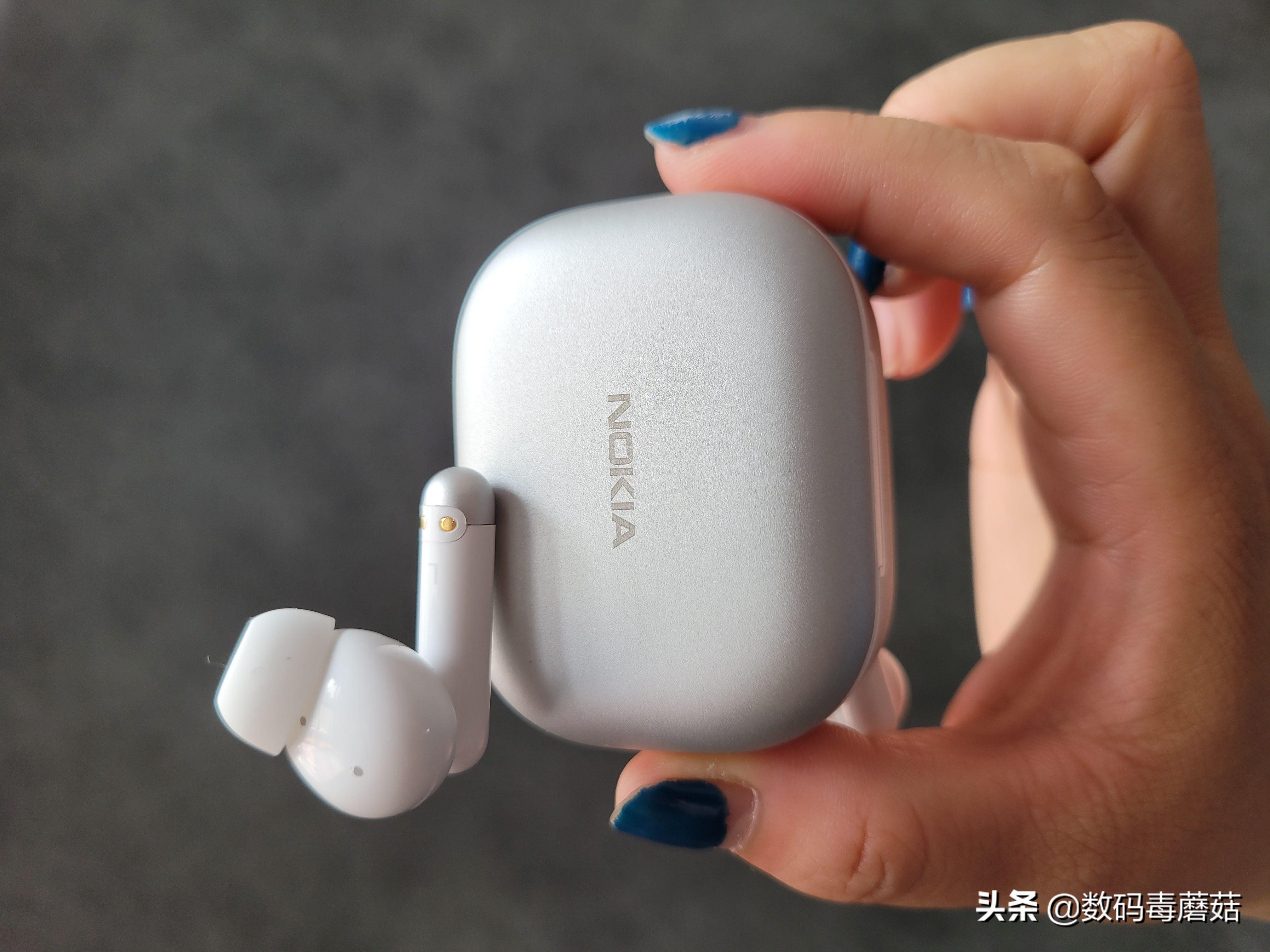 诺基亚e3511耳机操作,诺基亚E3511耳机怎么样