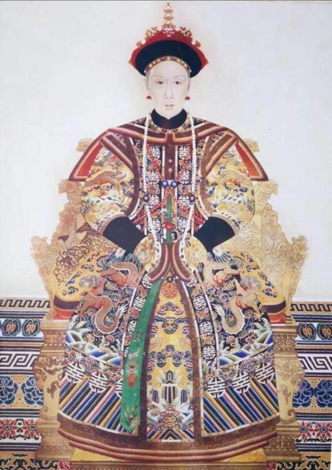 末代皇帝溥仪：丢失大清皇位，选择坐上了那肮脏傀儡的满洲帝位