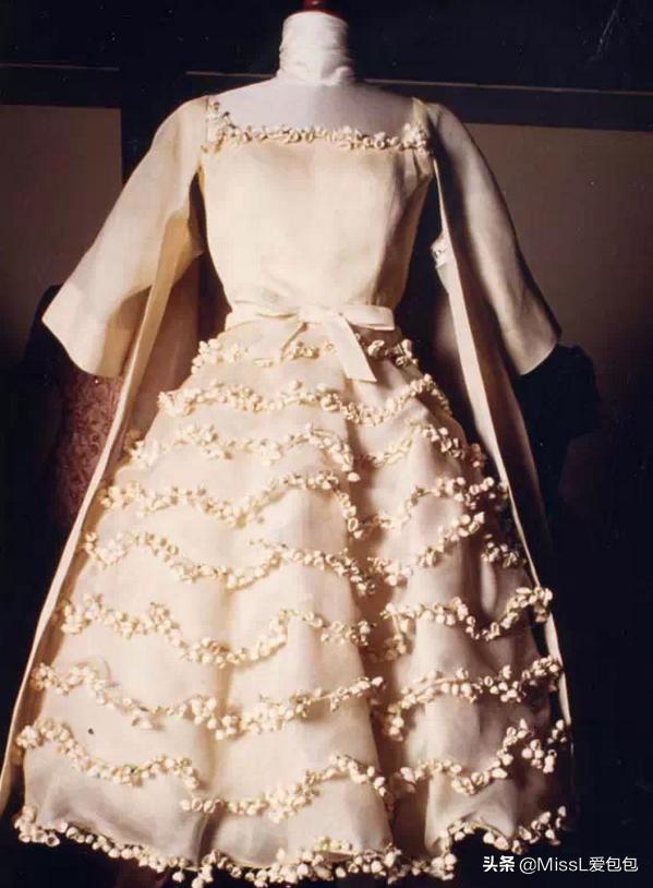 大牌包标志logo,大牌包包logo到底是哪个