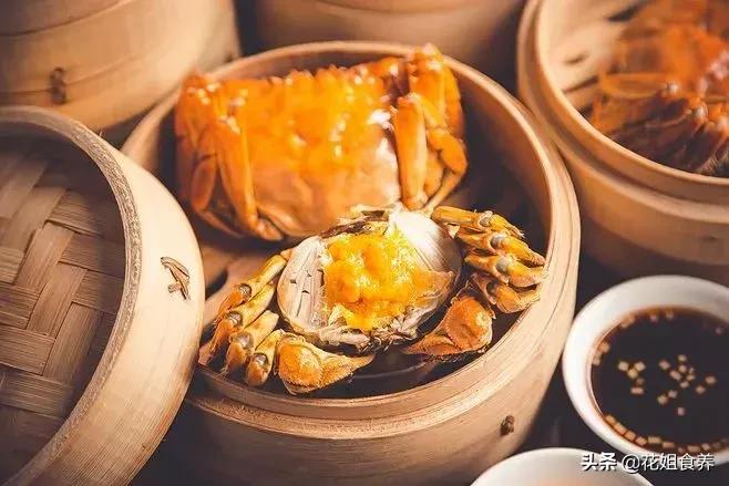 大闸蟹味道虽美但请注意这几点,大闸蟹该如何吃才能不寒