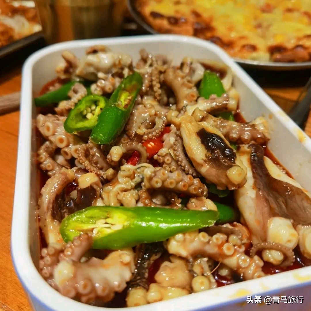 津南新开一家“小破店”，叙利亚的装修风格，菜品少有东北口味