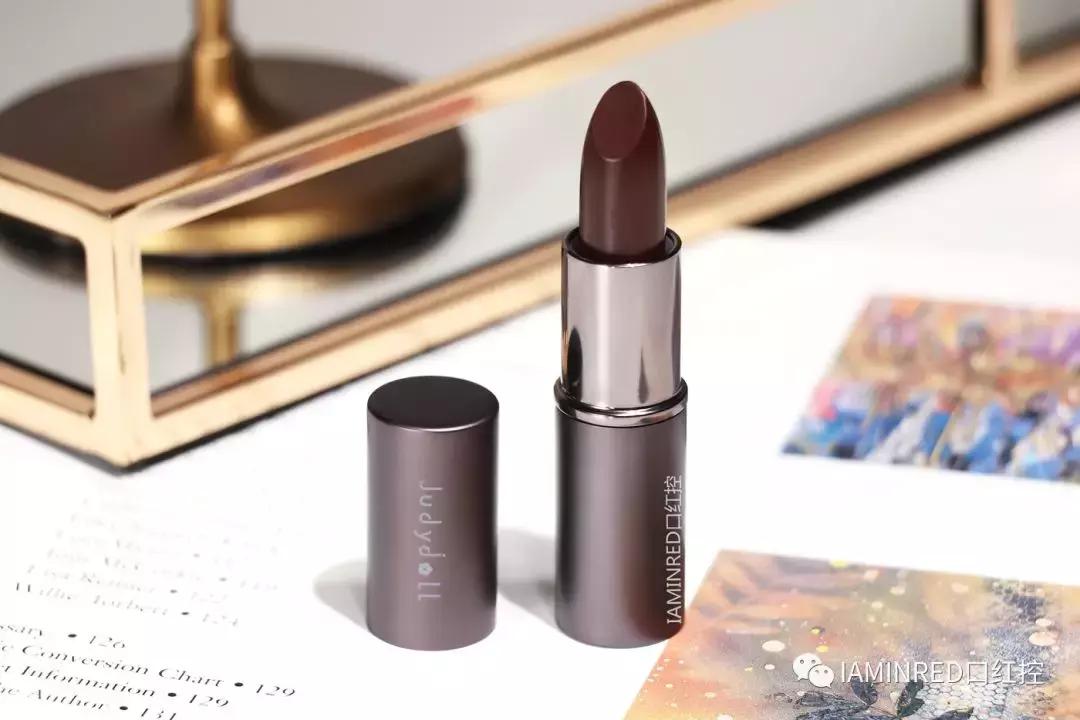 口红国货完美日记,毛戈平遮瑕橘朵哪个好用