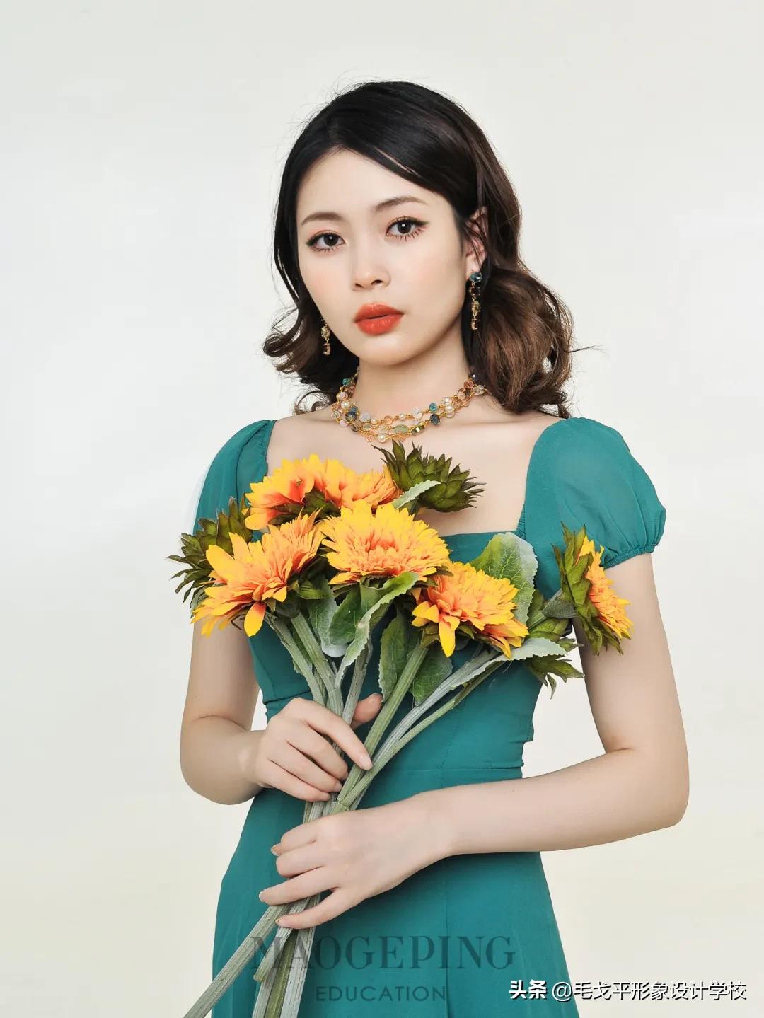 美艳妆容教程,如何画迷人淡妆
