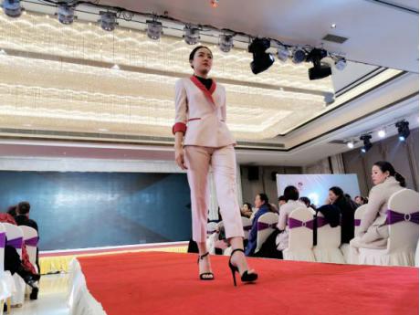 共享美衣：服装界“华为”登陆襄阳，云上衣橱走进万家