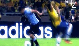 足球假摔训练视频,足球假摔教学手册